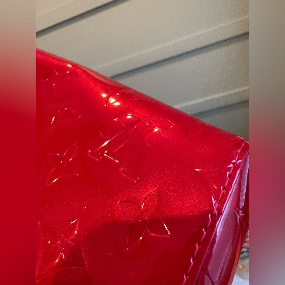Louis Vuitton Monogram Red Roxbury Drive Vernis Handbag with Dustbag and Box! - Picture 12 of 12